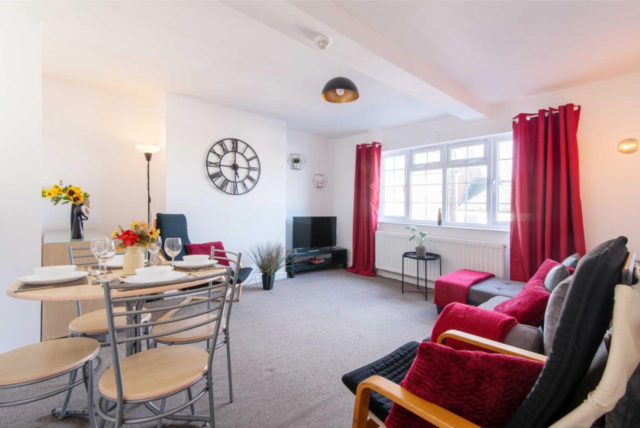 Stylish & Central 2 Bedroom Apartment - Fast Wifi Castle Donington Exteriör bild